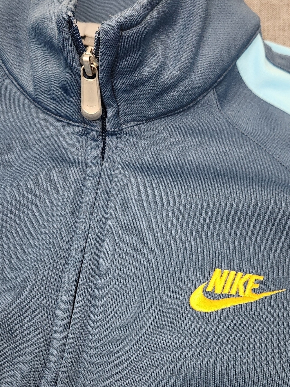 Nike Logo Blue 2 Stripe Zip Up Track Jacket. Large - Picture 3 of 10